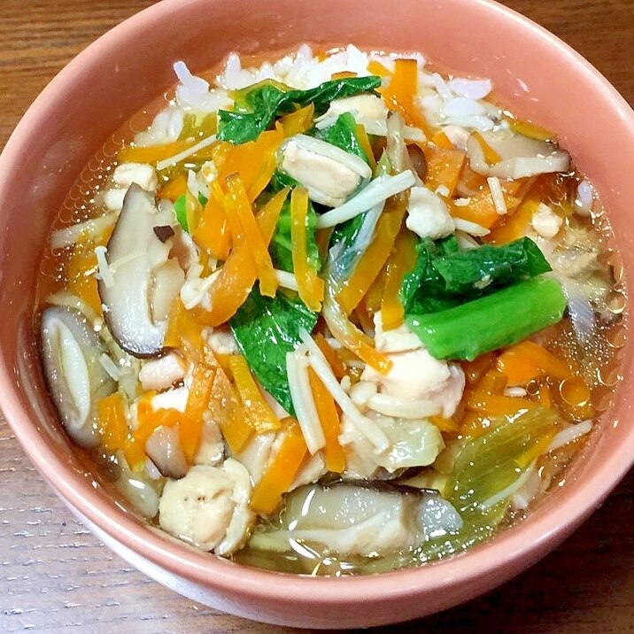 野菜たっぷり♡鶏スープご飯（鶏飯風）